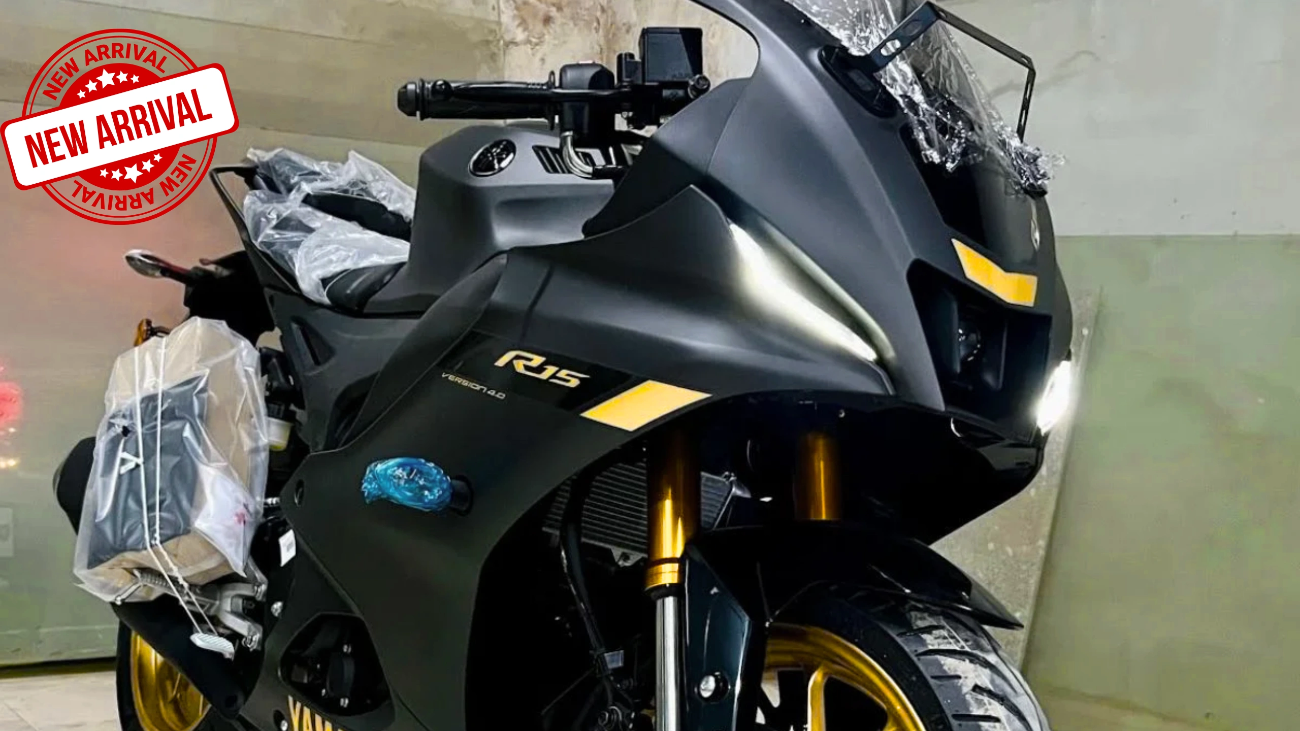 यामाहा R15 V5 (2025) रिव्यू: दमदार परफॉर्मेंस और R7 से प्रेरित स्टाइलिंग ने बढ़ाई युवाओं की धड़कनें